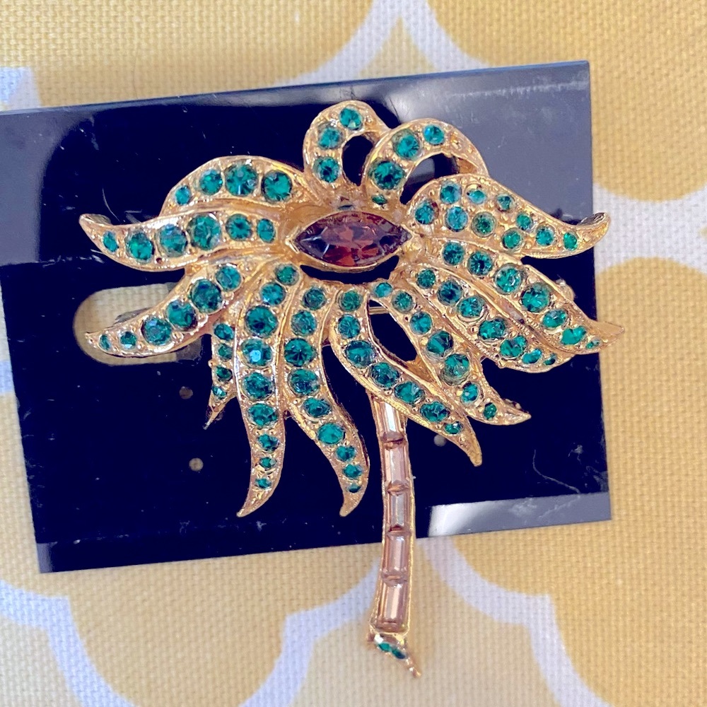 Gold Rhinestone Palm Tree Brooch NWT